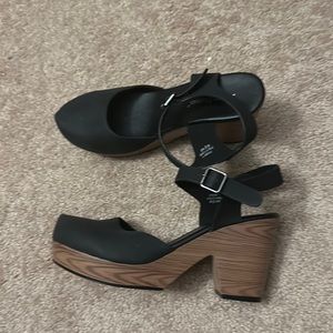 Chunky heeled sandals